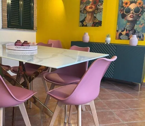 Casetta Romana Ampia Con Giardino & Parcheggio Tranquilla Zona Borghesiana Metro C Casa de férias *